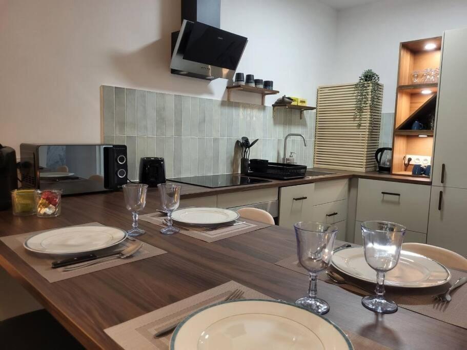 O Bon'Endroit - Appartement Confort - Centre Ville Βιέν Εξωτερικό φωτογραφία